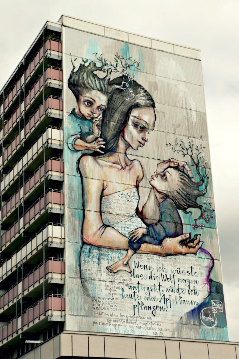HERAKUT Mural Greifswalder Straße | Streetart, Fotos, travelcats