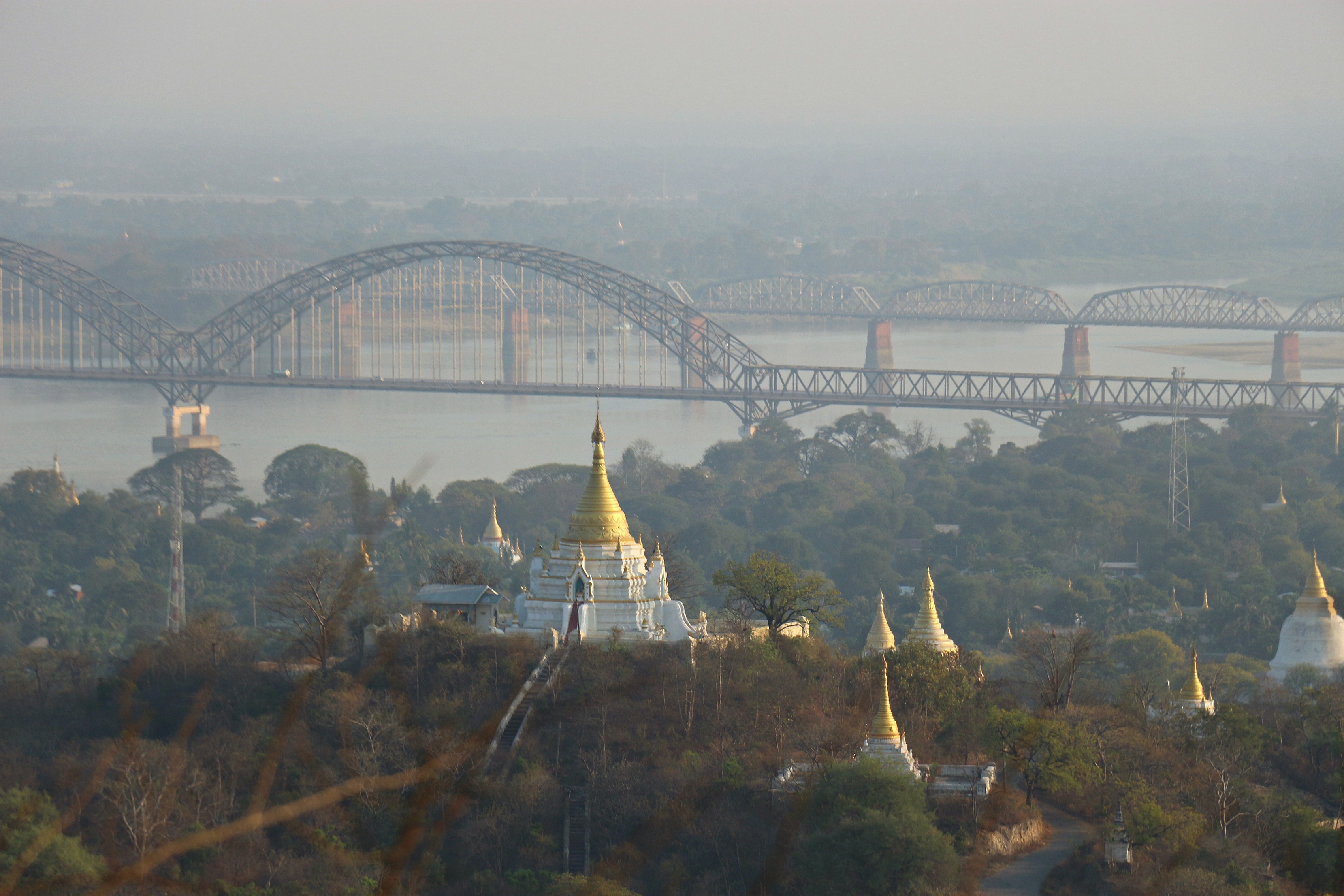 mandalay pagoden