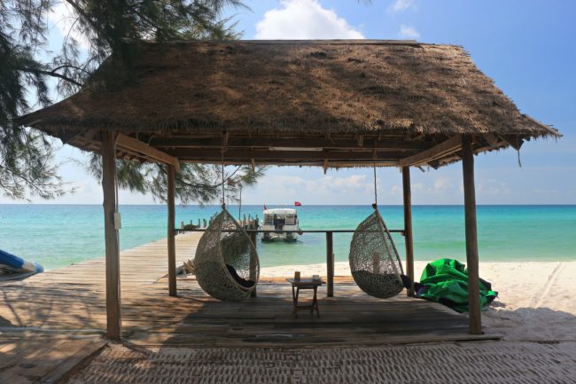 son sak beach resort