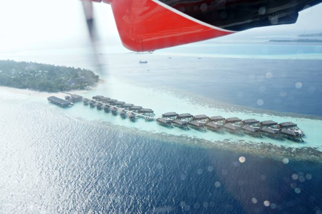 malediven aus dem wasserflugzeug